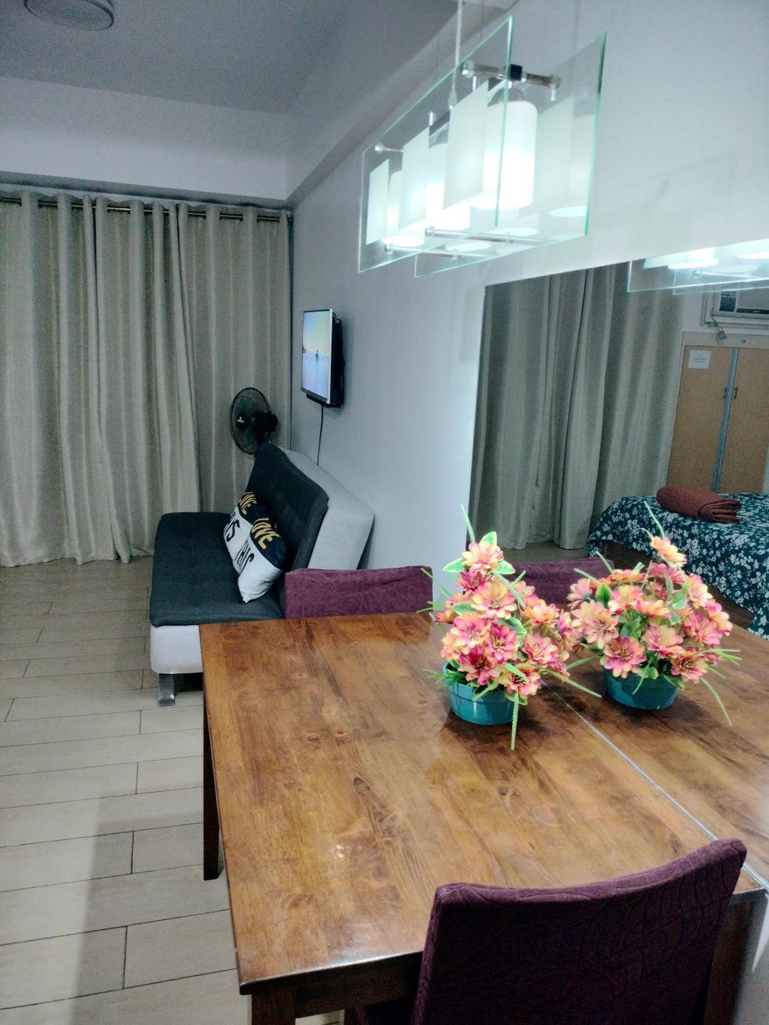 Condotel Near Airport Pasay Zewnętrze zdjęcie